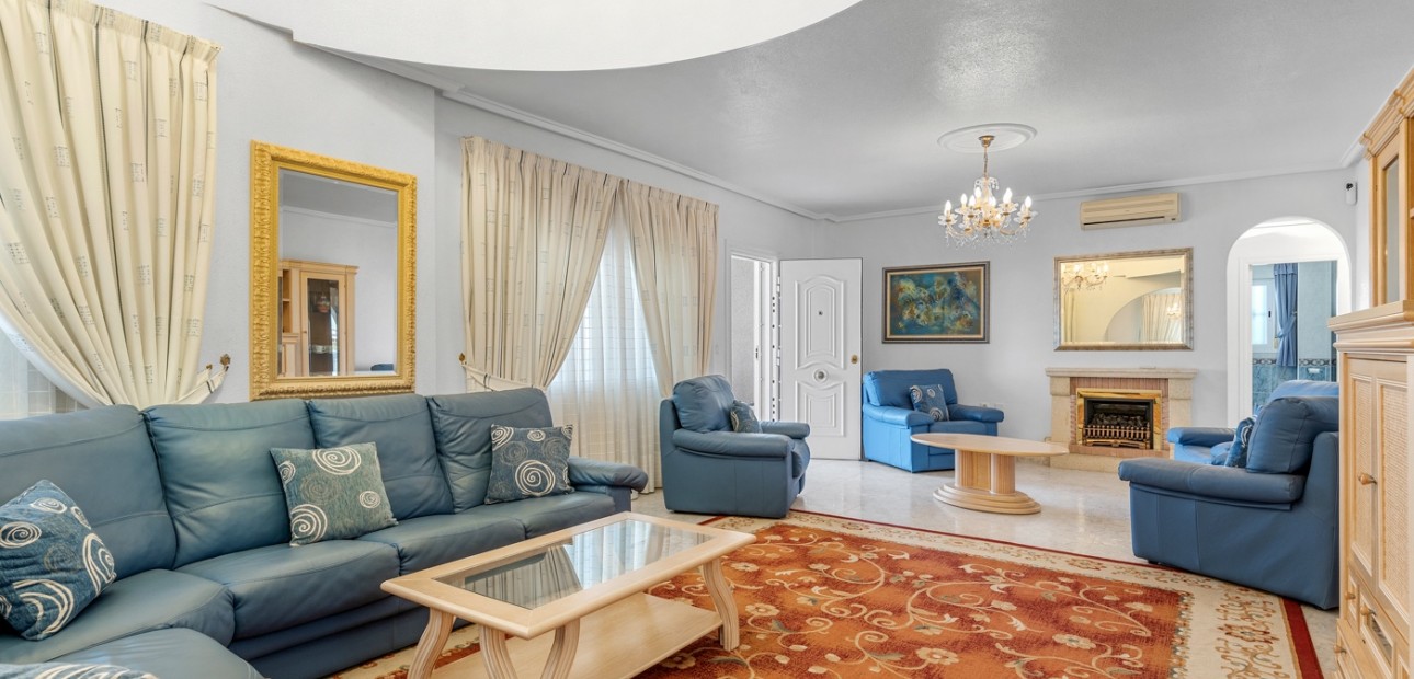 Venta - Detached Villa -
Ciudad Quesada - La Marquesa