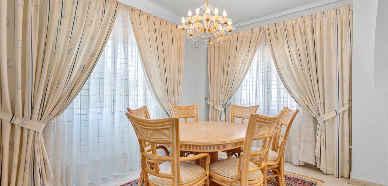 Venta - Detached Villa -
Ciudad Quesada - La Marquesa