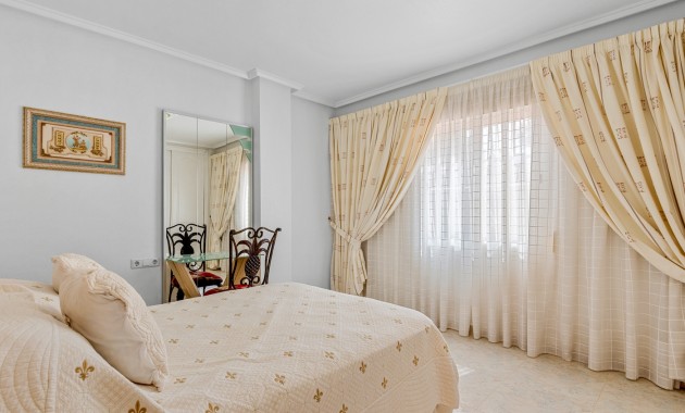 Venta - Detached Villa -
Ciudad Quesada - La Marquesa