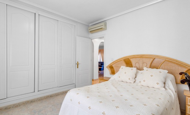 Venta - Detached Villa -
Ciudad Quesada - La Marquesa