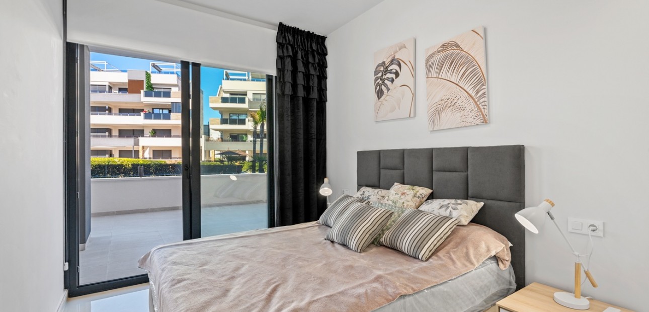 Venta - Apartamento / piso -
Orihuela Costa - Playa Flamenca