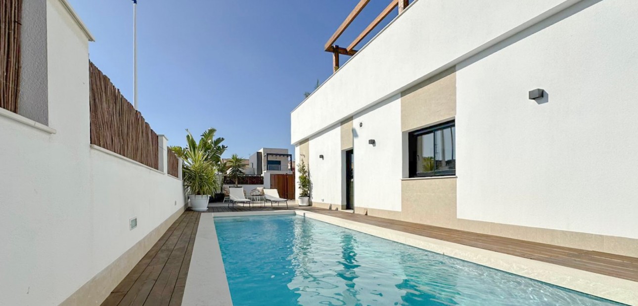 Venta - Semi Detached Villa -
Santiago de La Ribera - Santiago de La Ribera - Town