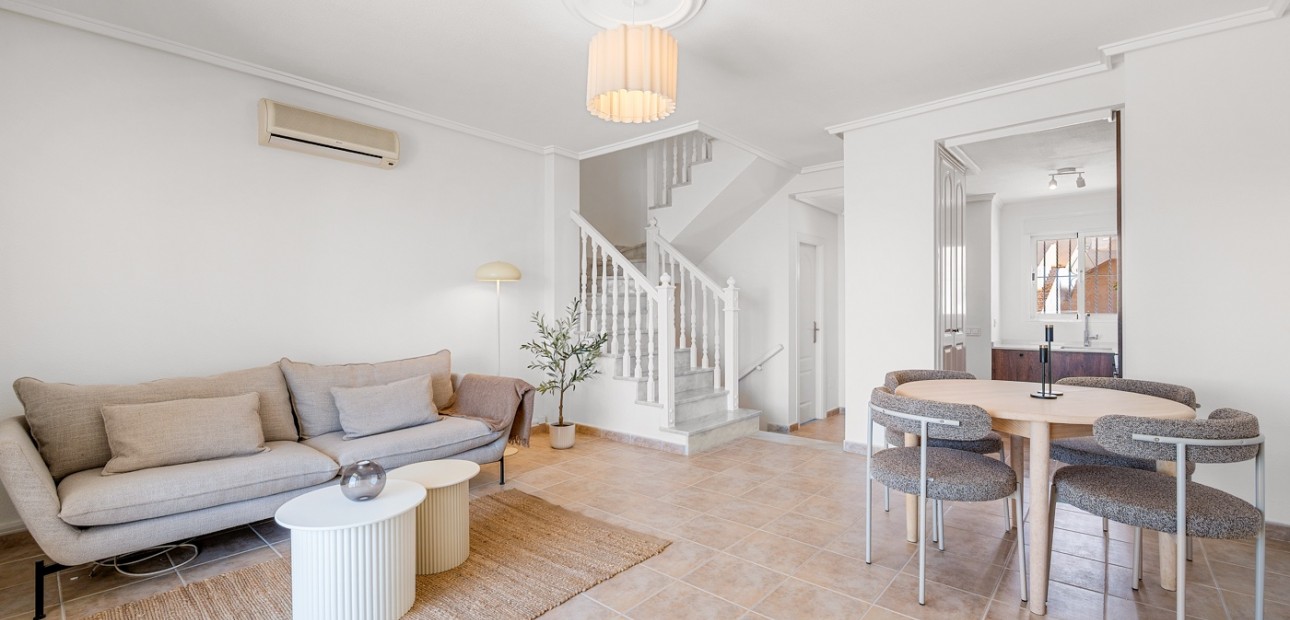 Venta - Semi Detached Villa -
Ciudad Quesada - La Marquesa