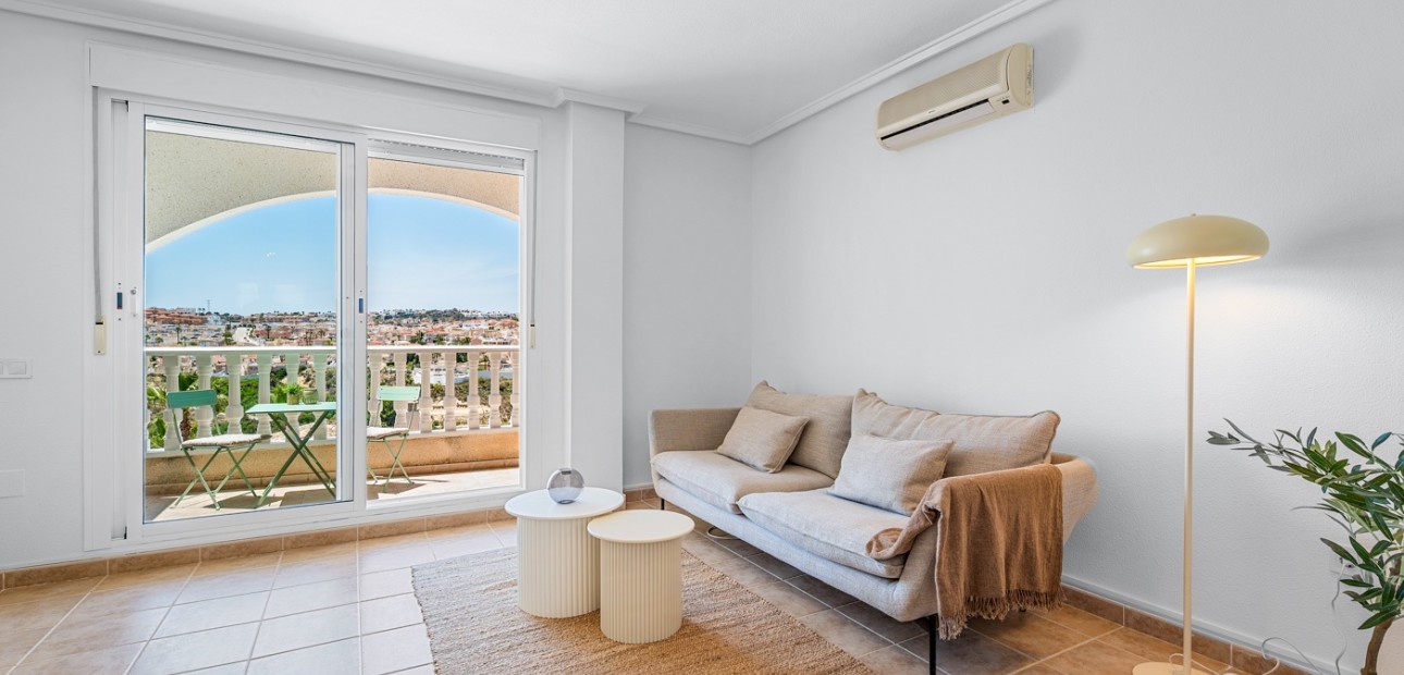 Venta - Semi Detached Villa -
Ciudad Quesada - La Marquesa