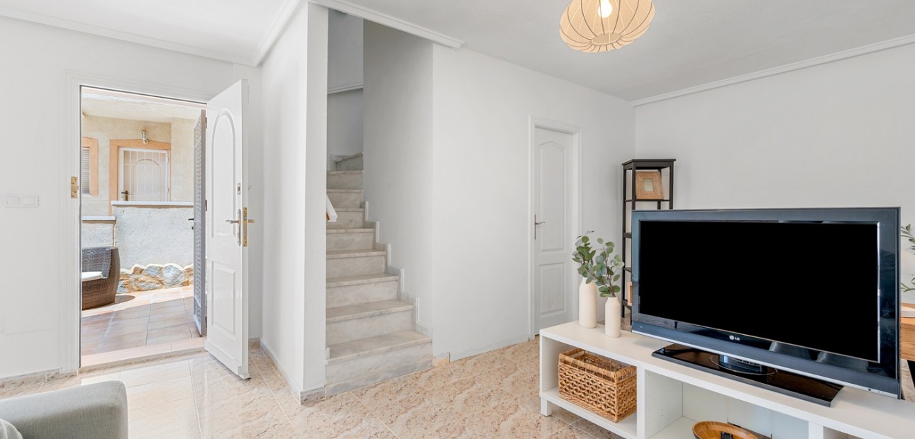 Venta - Semi Detached Villa -
Ciudad Quesada - La Marquesa
