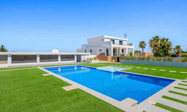 Venta - Country Property -
Los Montesinos - La Herrada