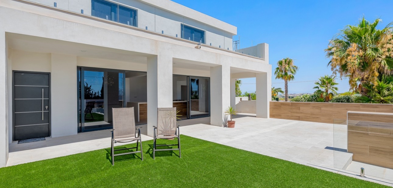 Venta - Country Property -
Los Montesinos - La Herrada