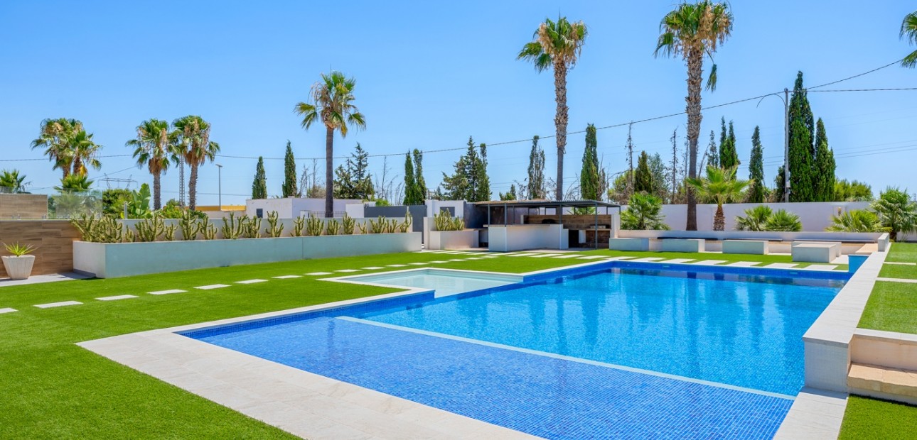 Venta - Country Property -
Los Montesinos - La Herrada