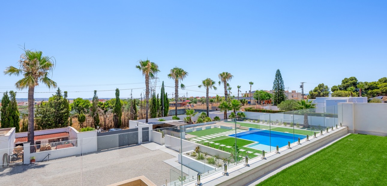 Venta - Country Property -
Los Montesinos - La Herrada