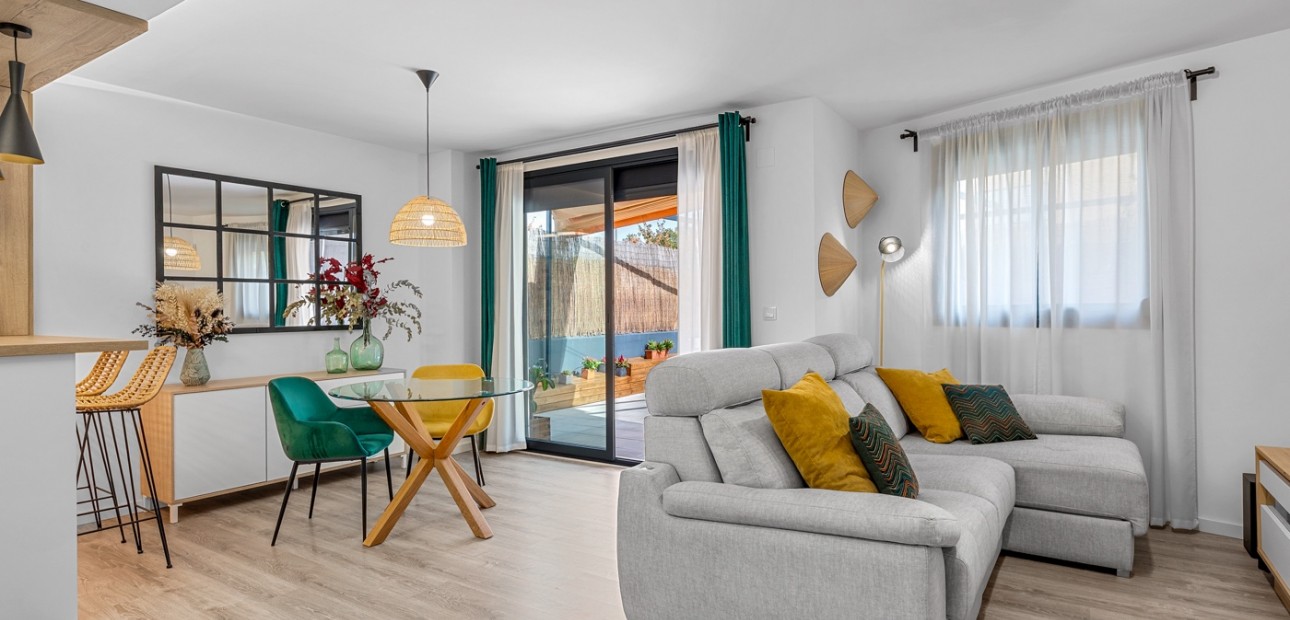 Venta - Apartamento / piso -
El Campello - Playa Muchavista