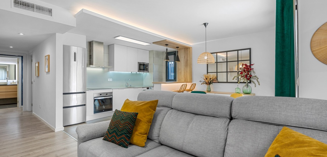 Venta - Apartamento / piso -
El Campello - Playa Muchavista