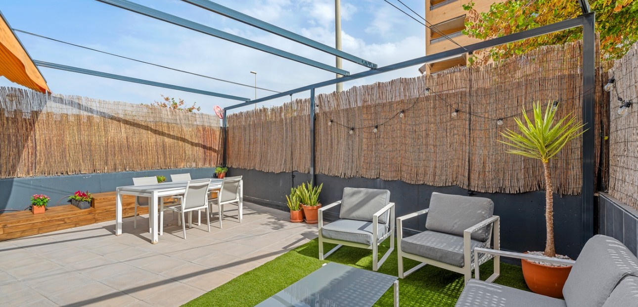 Venta - Apartamento / piso -
El Campello - Playa Muchavista