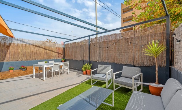 Venta - Apartamento / piso -
El Campello - Playa Muchavista