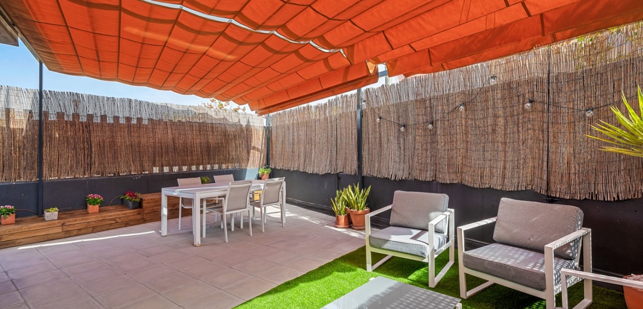 Venta - Apartamento / piso -
El Campello - Playa Muchavista
