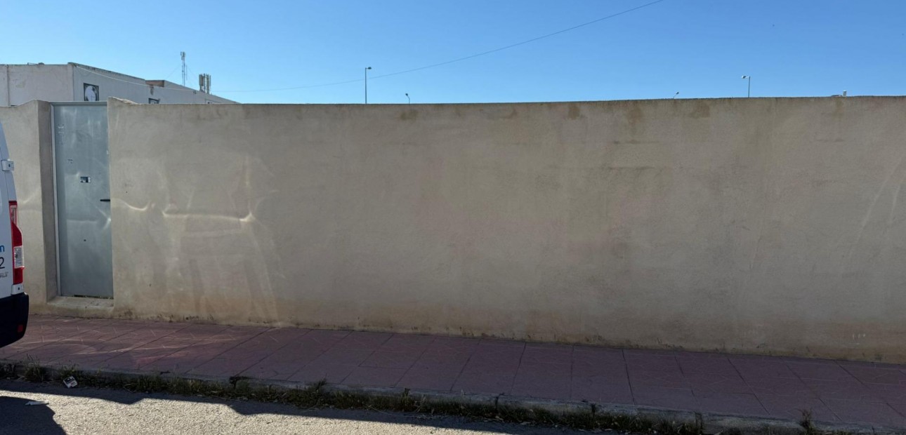 Venta - Parcela / Terreno -
Orihuela Costa - La Regia