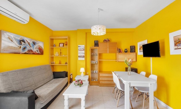 Venta - Apartamento / piso -
Torrevieja - La Mata pueblo