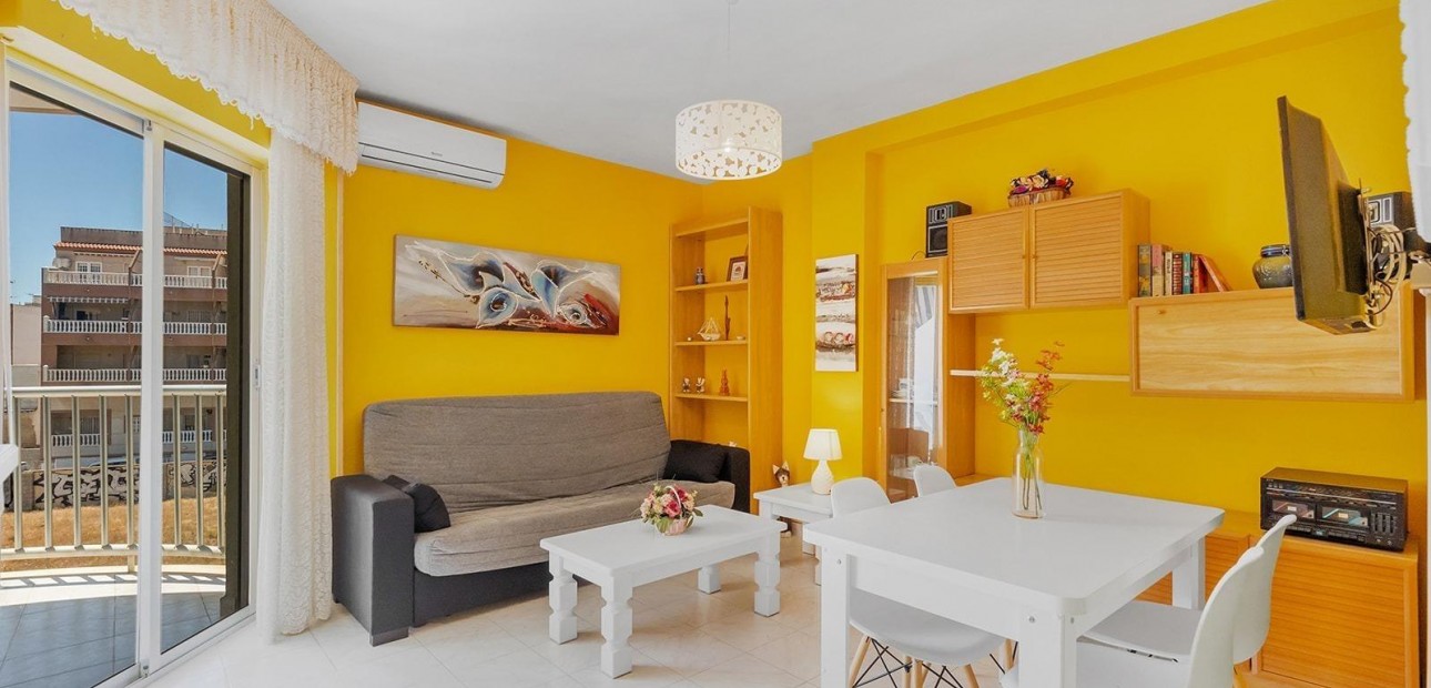 Venta - Apartamento / piso -
Torrevieja - La Mata pueblo
