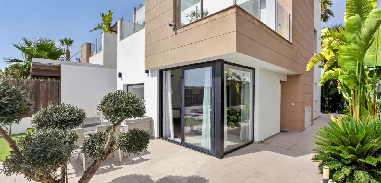Venta - Detached Villa -
Guardamar del Segura - El Raso