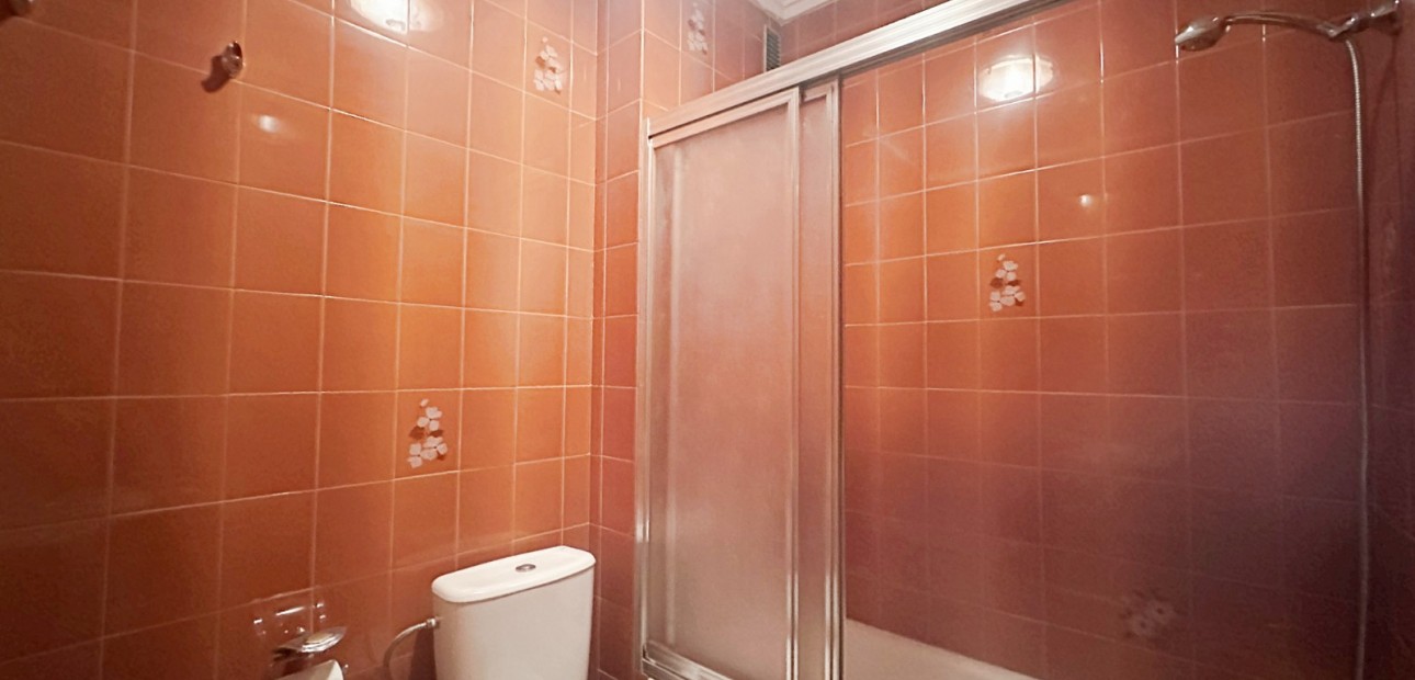 Venta - Apartamento / piso -
Torrevieja - Torrevieja - Centre