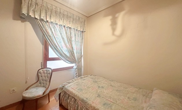 Venta - Apartamento / piso -
Torrevieja - Torrevieja - Centre