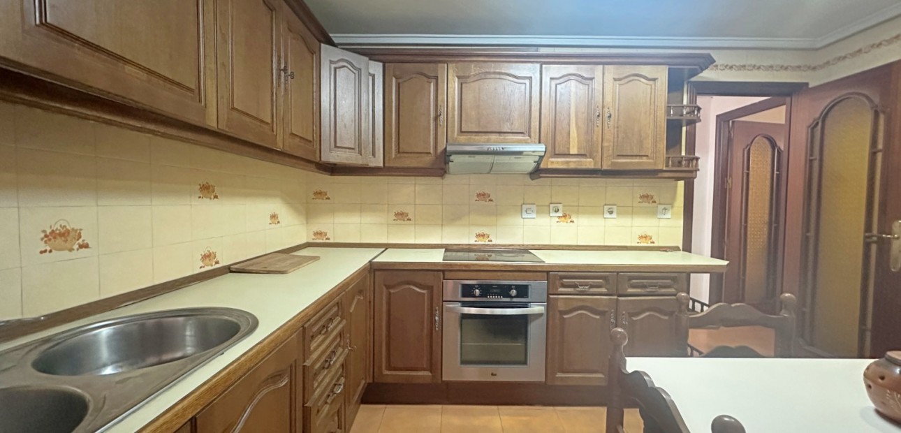 Venta - Apartamento / piso -
Torrevieja - Torrevieja - Centre