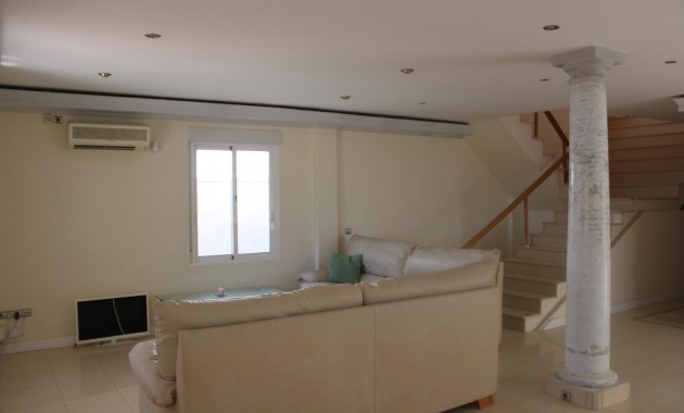 Venta - Villa -
Jacarilla - Comunidad valenciana