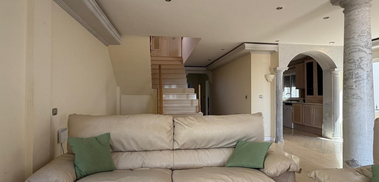 Venta - Villa -
Jacarilla - Comunidad valenciana