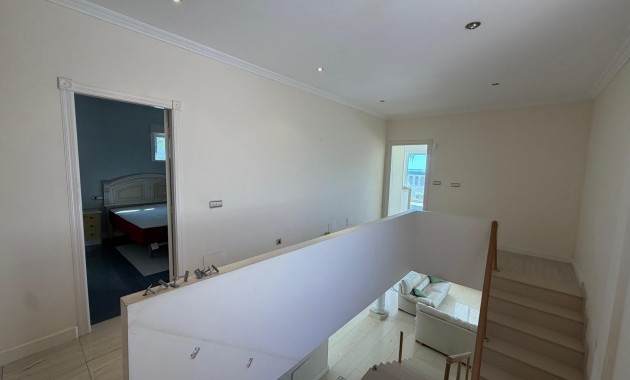 Venta - Villa -
Jacarilla - Comunidad valenciana