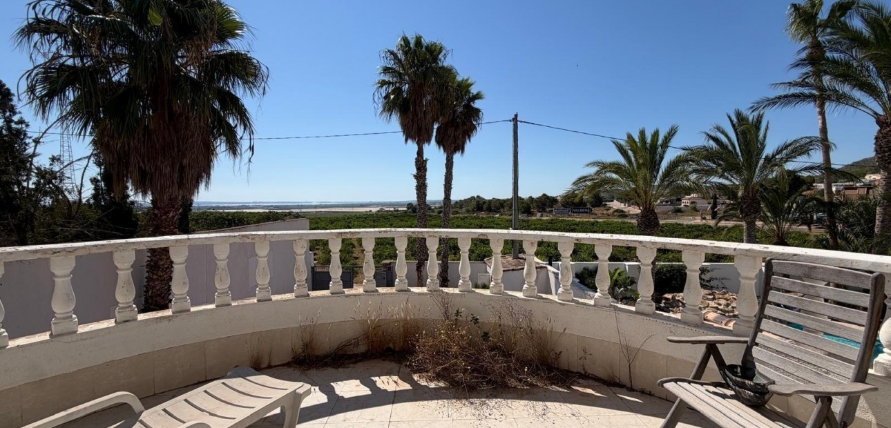 Venta - Villa -
Jacarilla - Comunidad valenciana