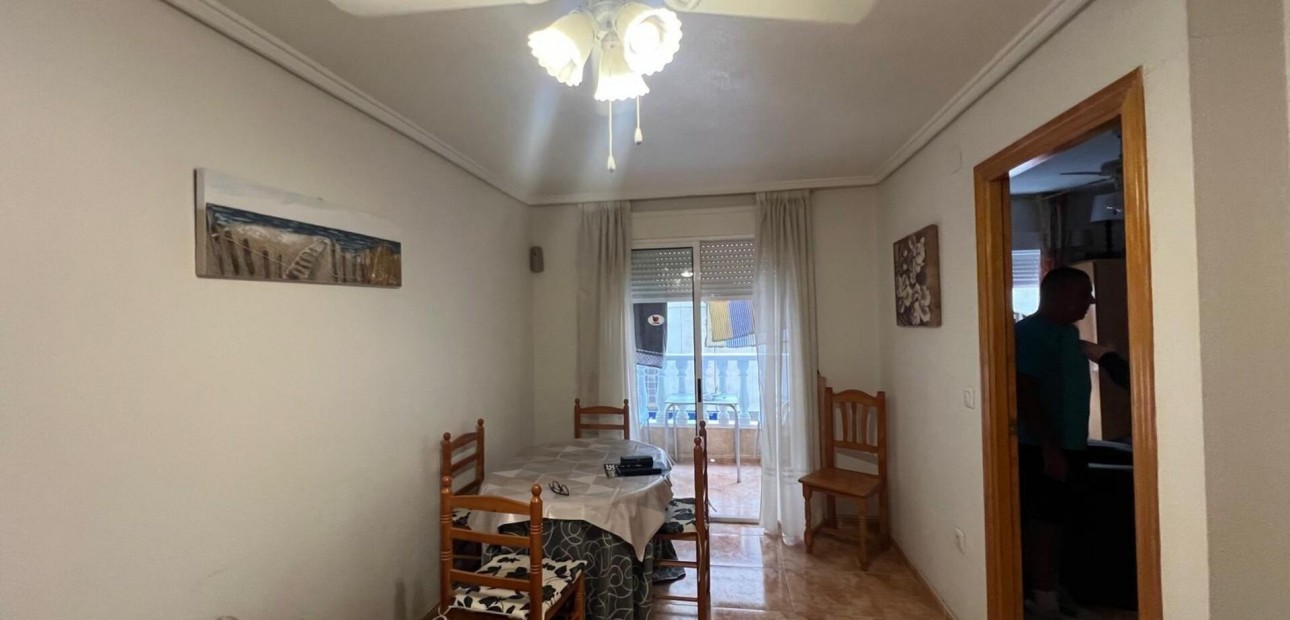 Sale - Apartment / flat -
Torrevieja - Parque de las Naciones