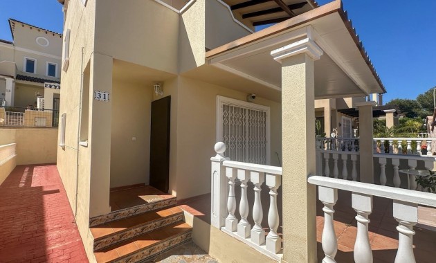 Venta - Apartamento / piso -
Orihuela Costa - Las Filipinas