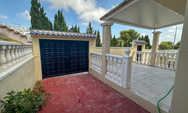 Venta - Apartamento / piso -
Orihuela Costa - Las Filipinas