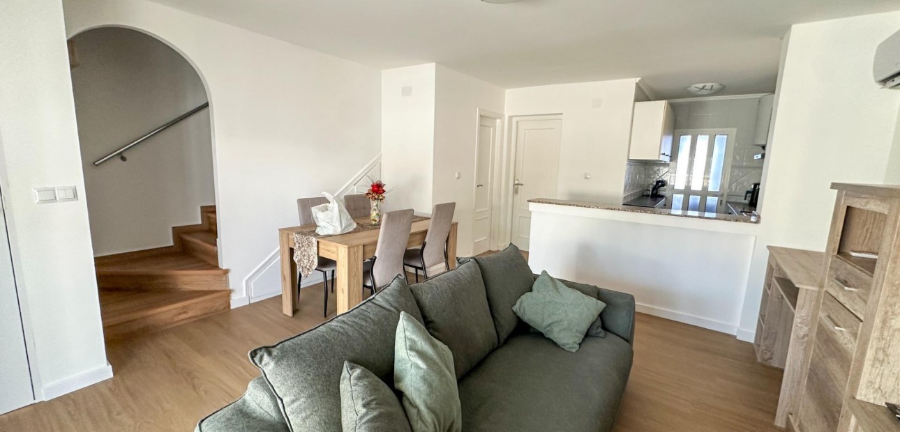 Venta - Apartamento / piso -
Orihuela Costa - Las Filipinas