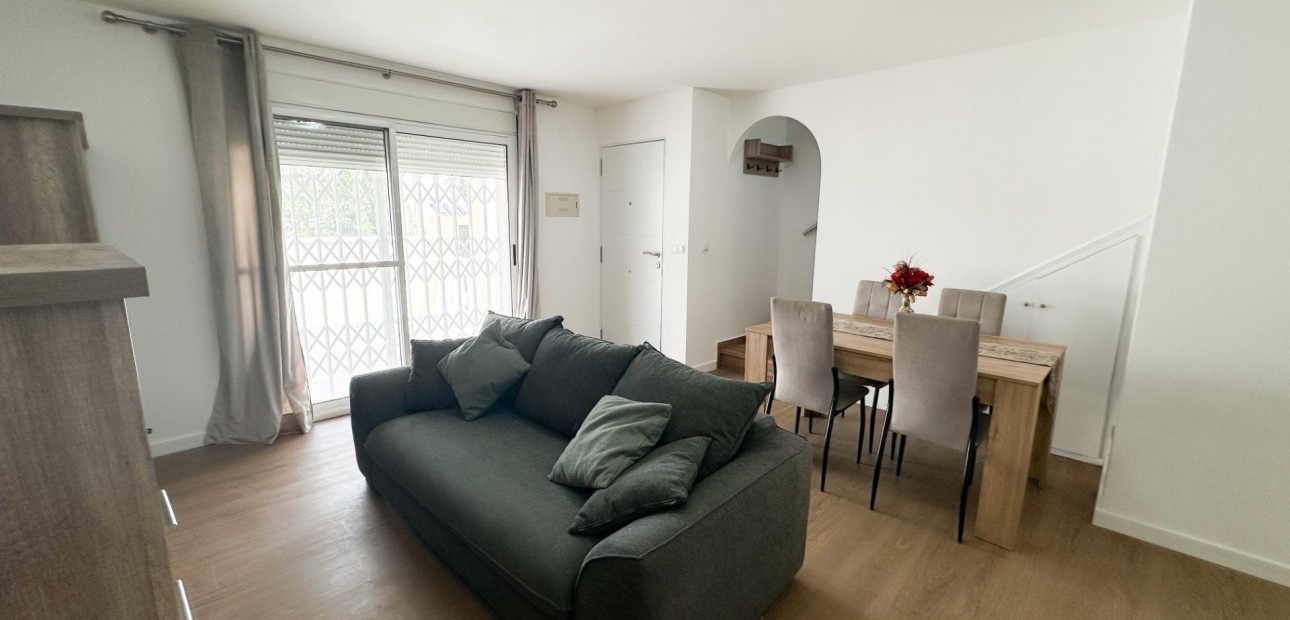 Venta - Apartamento / piso -
Orihuela Costa - Las Filipinas