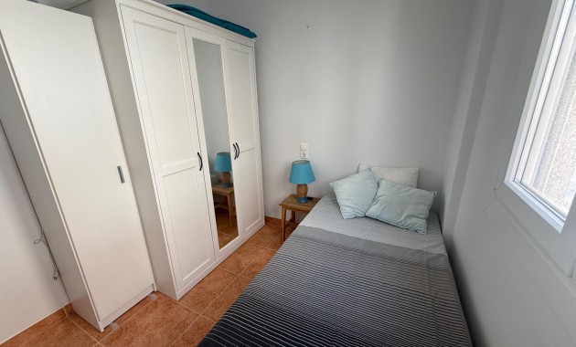 Venta - Apartamento / piso -
Torrevieja - Playa del cura
