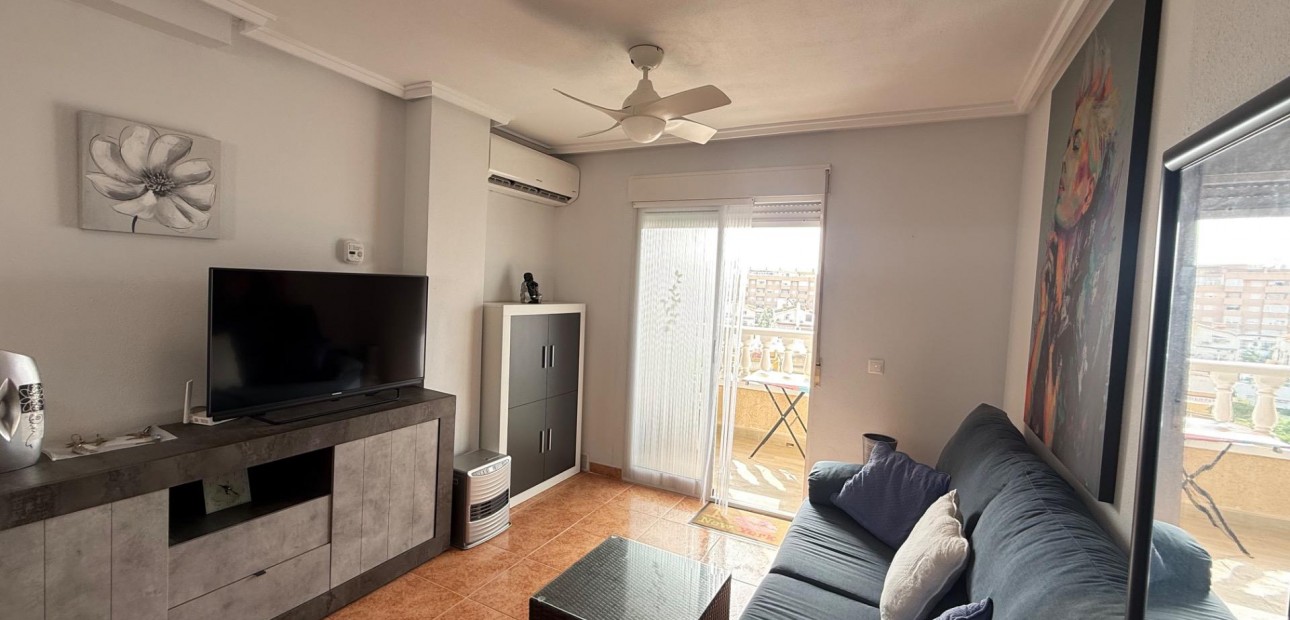 Venta - Apartamento / piso -
Torrevieja - Playa del cura