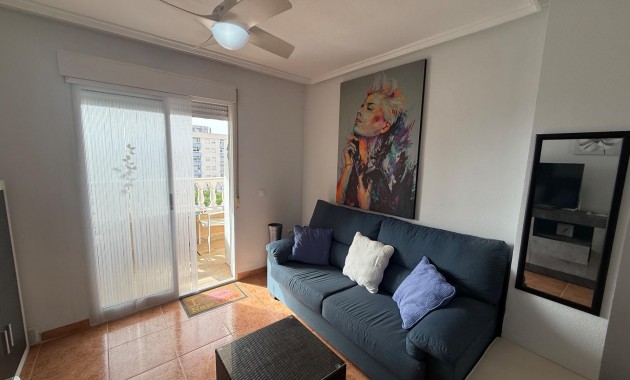Venta - Apartamento / piso -
Torrevieja - Playa del cura