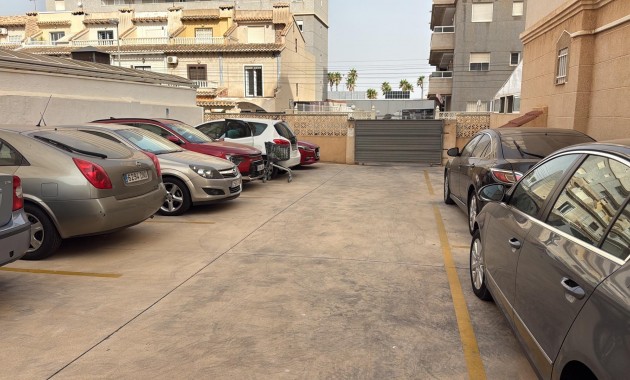 Venta - Apartamento / piso -
Torrevieja - Playa del cura
