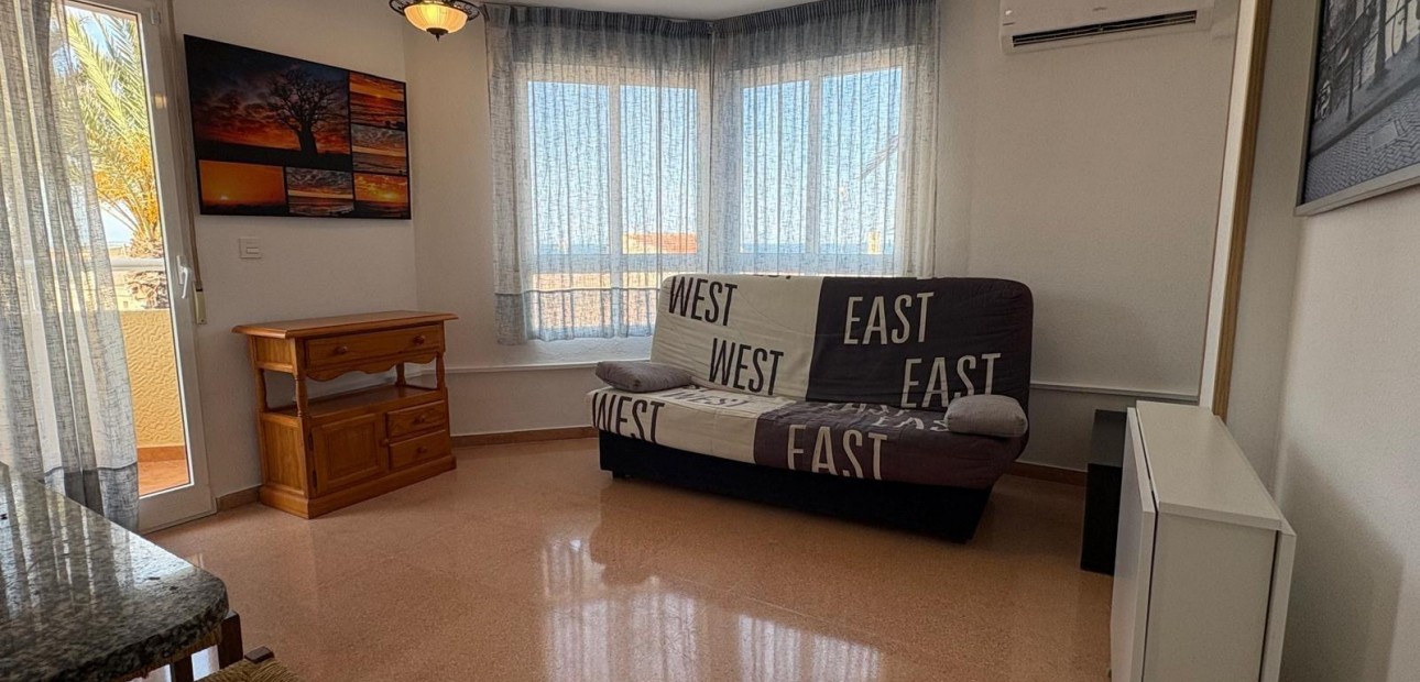 Venta - Apartamento / piso -
Guardamar del Segura - Pueblo