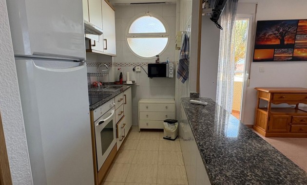 Venta - Apartamento / piso -
Guardamar del Segura - Pueblo