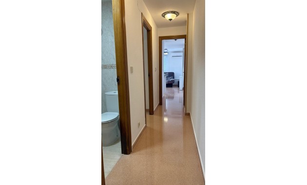 Venta - Apartamento / piso -
Guardamar del Segura - Pueblo