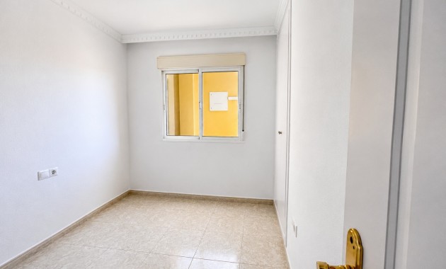 Venta - Apartamento / piso -
Algorfa - Pueblo