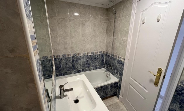 Venta - Apartamento / piso -
Algorfa - Pueblo