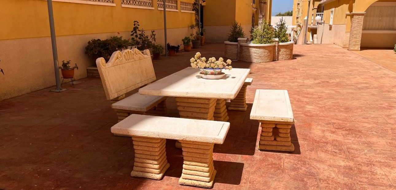 Venta - Apartamento / piso -
Algorfa - Pueblo