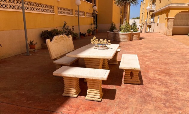 Venta - Apartamento / piso -
Algorfa - Pueblo