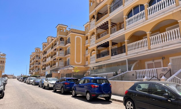 Venta - Apartamento / piso -
Algorfa - Pueblo