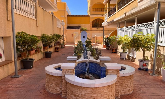 Venta - Apartamento / piso -
Algorfa - Pueblo