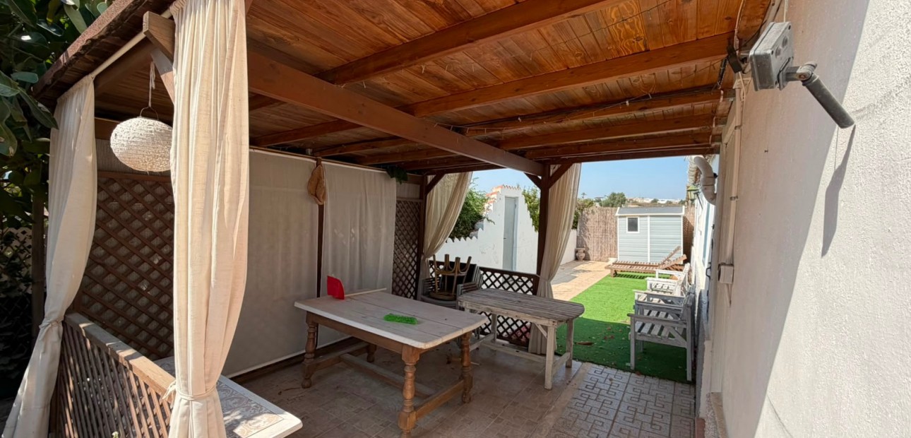 Venta - House -
Orihuela - Torremendo
