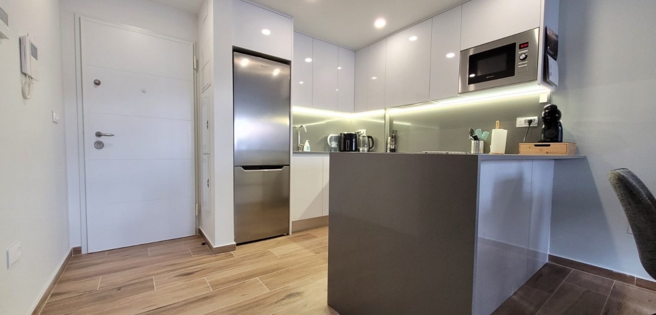 Venta - Apartamento / piso -
Orihuela Costa - Villamartin