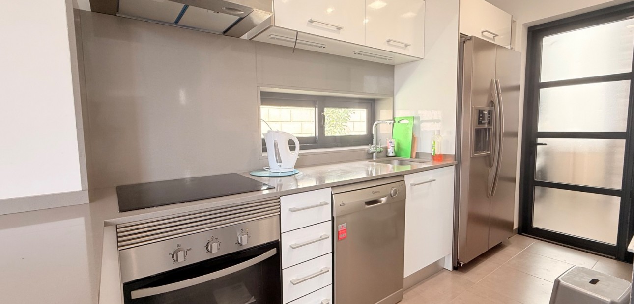 Venta - Villa -
Ciudad Quesada - Pueblo Bravo